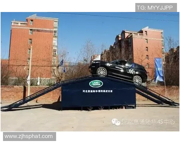 北京路虎足球队球星风采展现精彩瞬间与赛场背后的故事