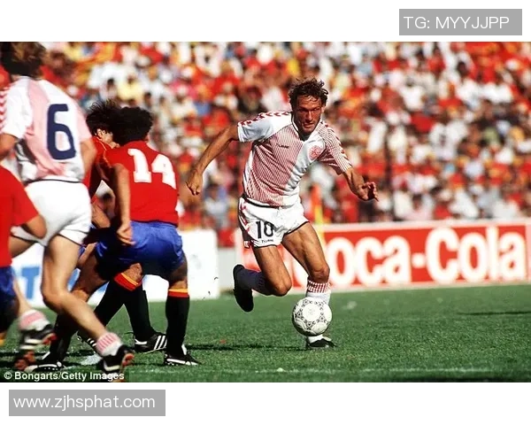 墨西哥足球球星崛起之路：从少年梦想到世界赛场的辉煌成就